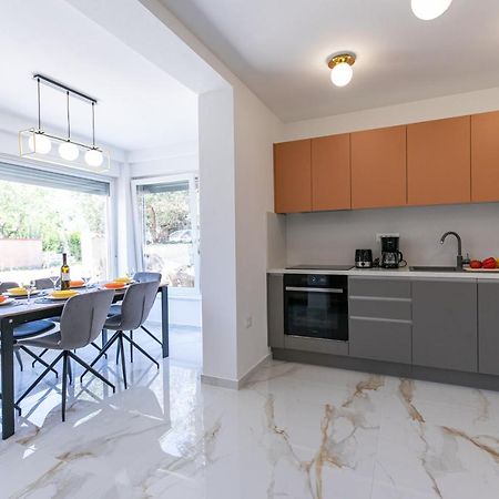 Apartman Suzi Pula Exterior photo